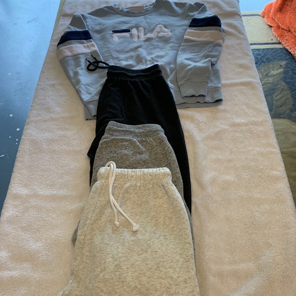 Winter cloths - Picture 2 of 2